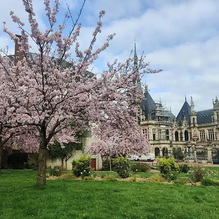 Elegante Maison Pres De La 1 Ou 2 Holiday home *